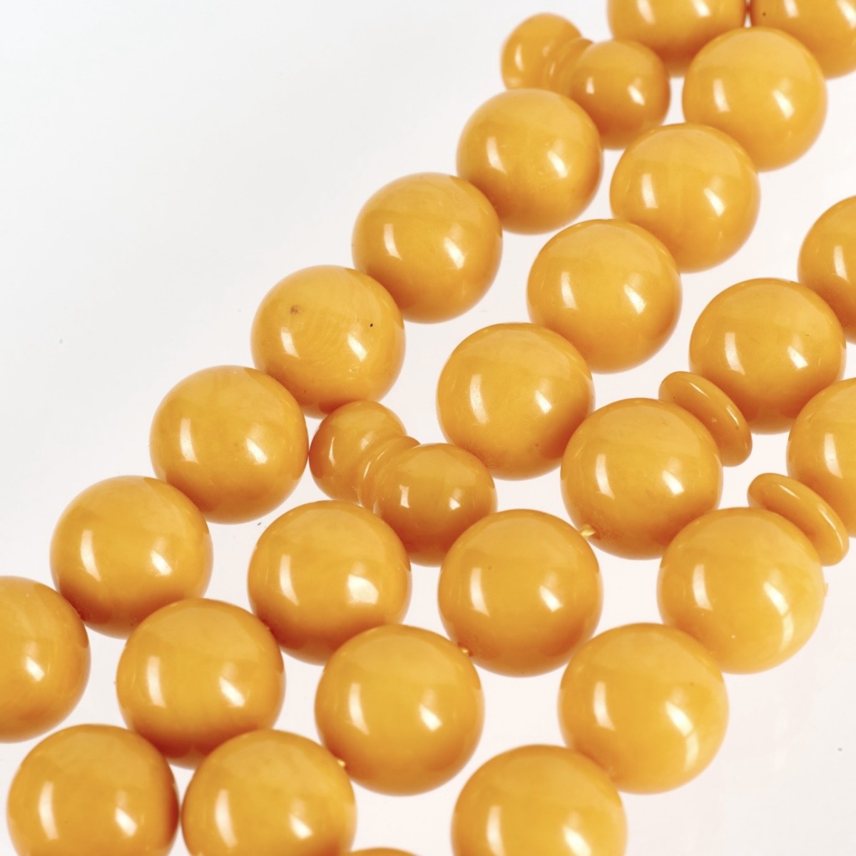 Фото - Четки из янтаря на 51 бусину 