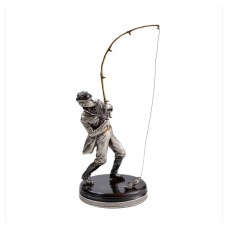 Серебряная статуэтка на янтарной подставке "Рыбак" 2211
