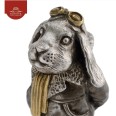 Фото - Серебряная статуэтка «Кролик-пилот»