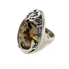 Серебряное кольцо с янтарем арт 22я