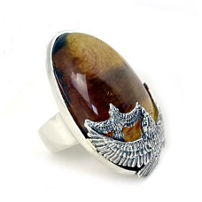 Серебряное кольцо с янтарем "Птицы"
