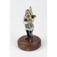Фото - Серебряная статуэтка "Музыкант с тромбоном"