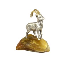 Серебряная статуэтка на янтаре "Козел"