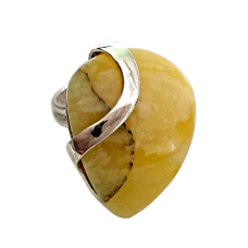 Серебряное кольцо с янтарём арт 2207я