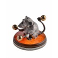 Фото - Серебряная статуэтка "Крыса" на янтарной подставке 2193м